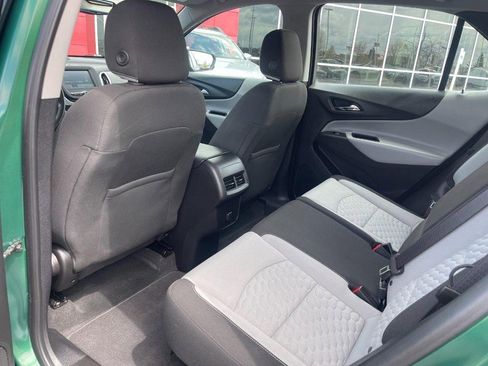 Used 2018 Chevrolet Equinox LS AWD/4WD image 17