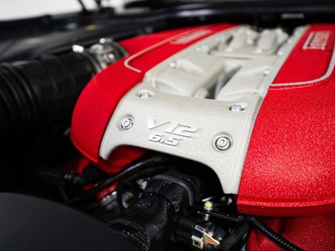 Certified 2022 Ferrari 812 GTS RWD image 25
