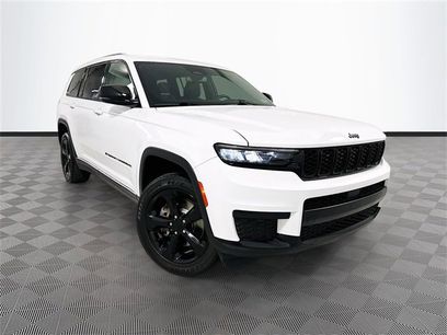 Used 2022 Jeep Grand Cherokee L Laredo