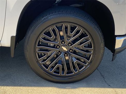 Used 2022 Chevrolet Silverado 1500 LT w/ Bed Protection Package image 25