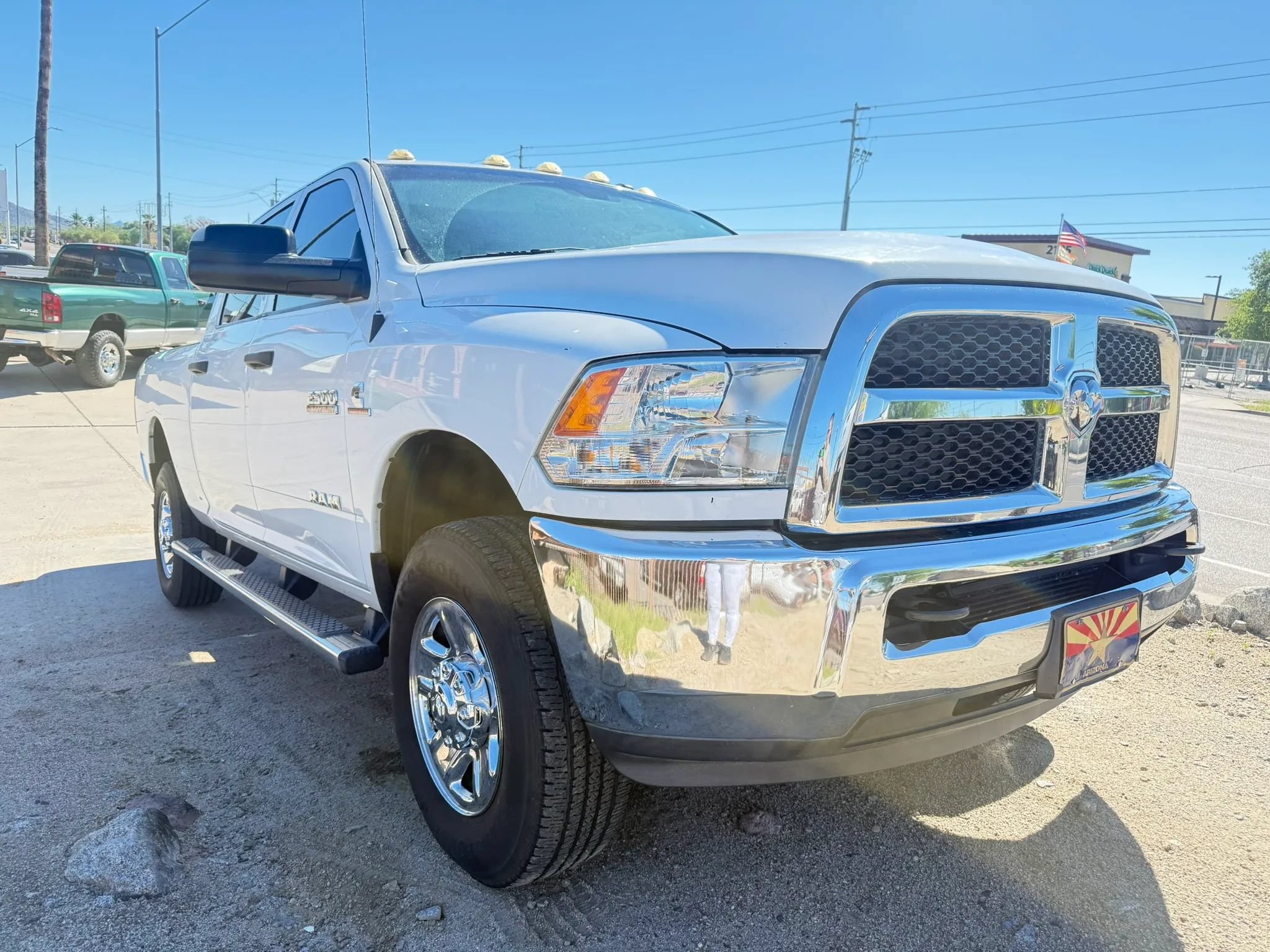 Used 2015 RAM 2500 Tradesman w/ Chrome Appearance Group AWD/4WD image 4
