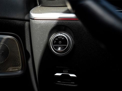 Used 2022 Mercedes-Benz C 300 Sedan w/ Exclusive Trim Package image 25