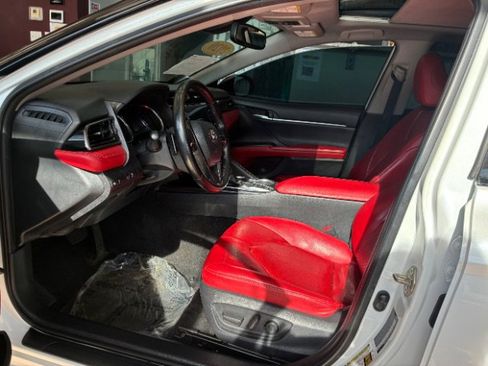 Used 2020 Toyota Camry XSE w/ Carpet Mat Package FWD image 16