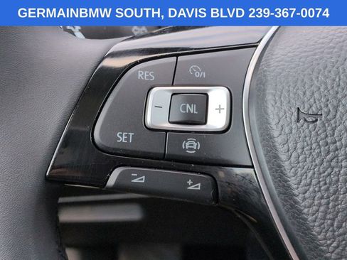 Used 2020 Volkswagen Tiguan SE w/ Panoramic Sunroof Package AWD/4WD image 27