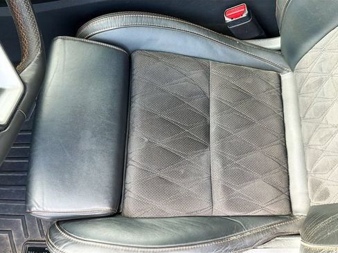 Used 2022 Nissan Maxima SR w/ Sport Mat Group FWD image 21
