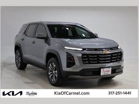 Used 2025 Chevrolet Equinox LT w/ Safety and Technology Package FWD image 1