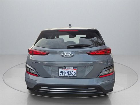 Certified 2023 Hyundai Kona SE image 8