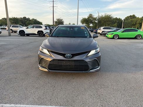 Used 2023 Toyota Camry XLE FWD image 8