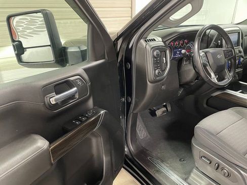 Used 2021 Chevrolet Silverado 1500 RST w/ Max Trailering Package image 10