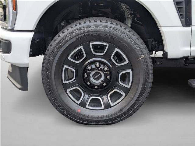 New 2026 Ford F250 Platinum AWD/4WD image 9