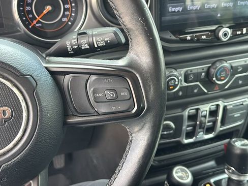 Used 2018 Jeep Wrangler Unlimited Sport S AWD/4WD image 18