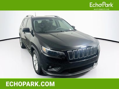 Used 2019 Jeep Cherokee Latitude w/ Popular Appearance Group