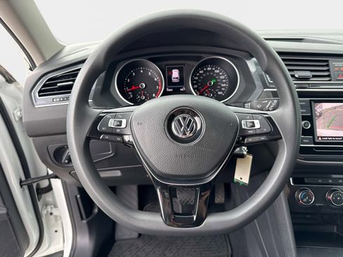 Used 2021 Volkswagen Tiguan S FWD image 27