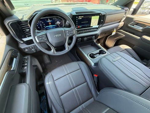 New 2026 Chevrolet Silverado 2500 High Country w/ Midnight Edition AWD/4WD image 14