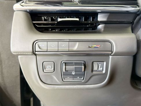 Used 2023 Cadillac Escalade V w/ LPO, ONYX Package AWD/4WD image 24