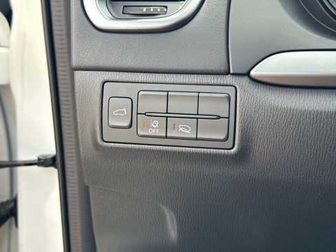 Certified 2023 MAZDA CX-9 Touring Plus AWD/4WD image 32