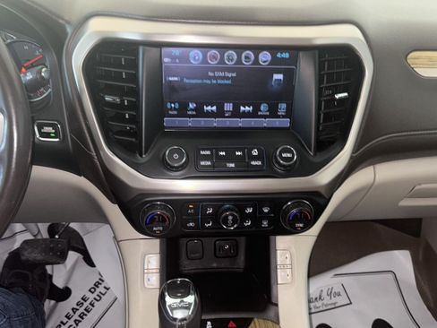 Used 2018 GMC Acadia Denali w/ Technology Package AWD/4WD image 18