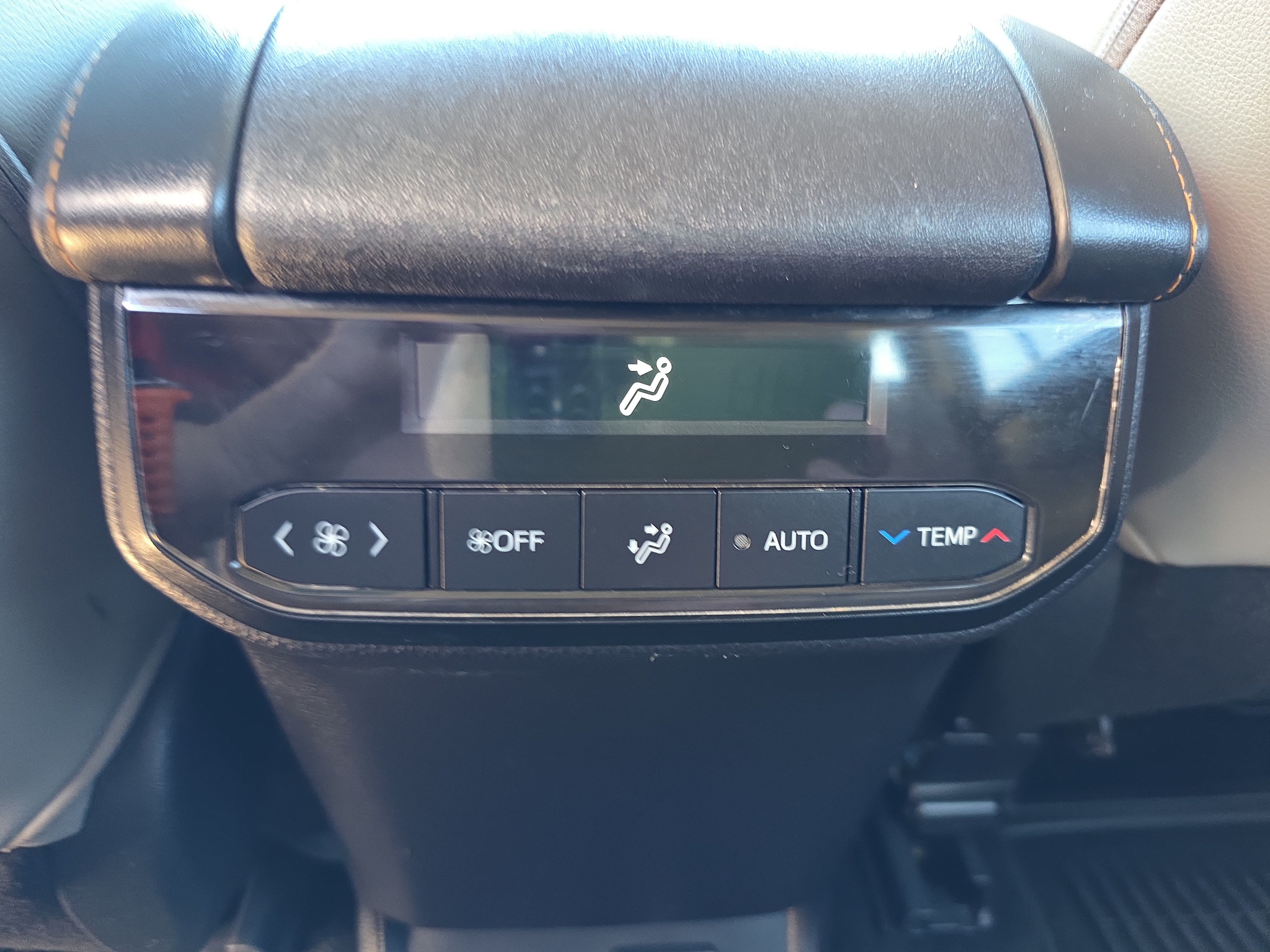 Used 2023 Toyota Highlander Bronze Edition AWD/4WD image 14