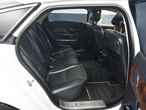 Used 2016 Jaguar XJ L Portfolio AWD/4WD image 43
