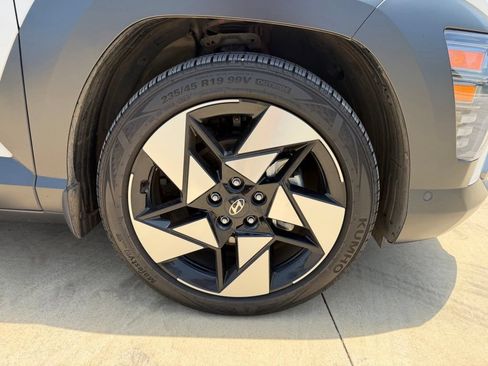 Certified 2024 Hyundai Kona Limited FWD image 9