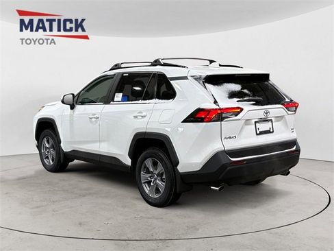 New 2025 Toyota RAV4 XLE image 5