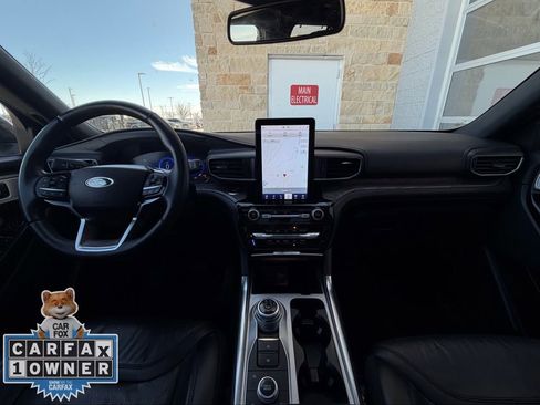 Used 2023 Ford Explorer Platinum w/ Technology Package image 23