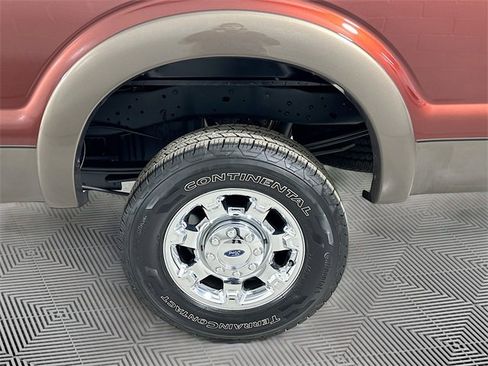 Used 2016 Ford F250 Lariat w/ Lariat Ultimate Package image 28