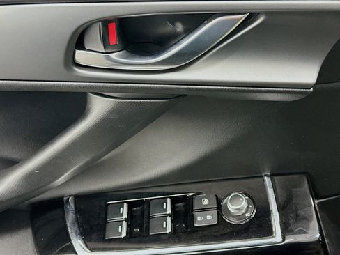 Used 2023 MAZDA CX-9 Touring image 15