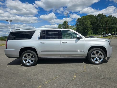Used 2018 GMC Yukon XL Denali w/ Denali Ultimate Package AWD/4WD image 7