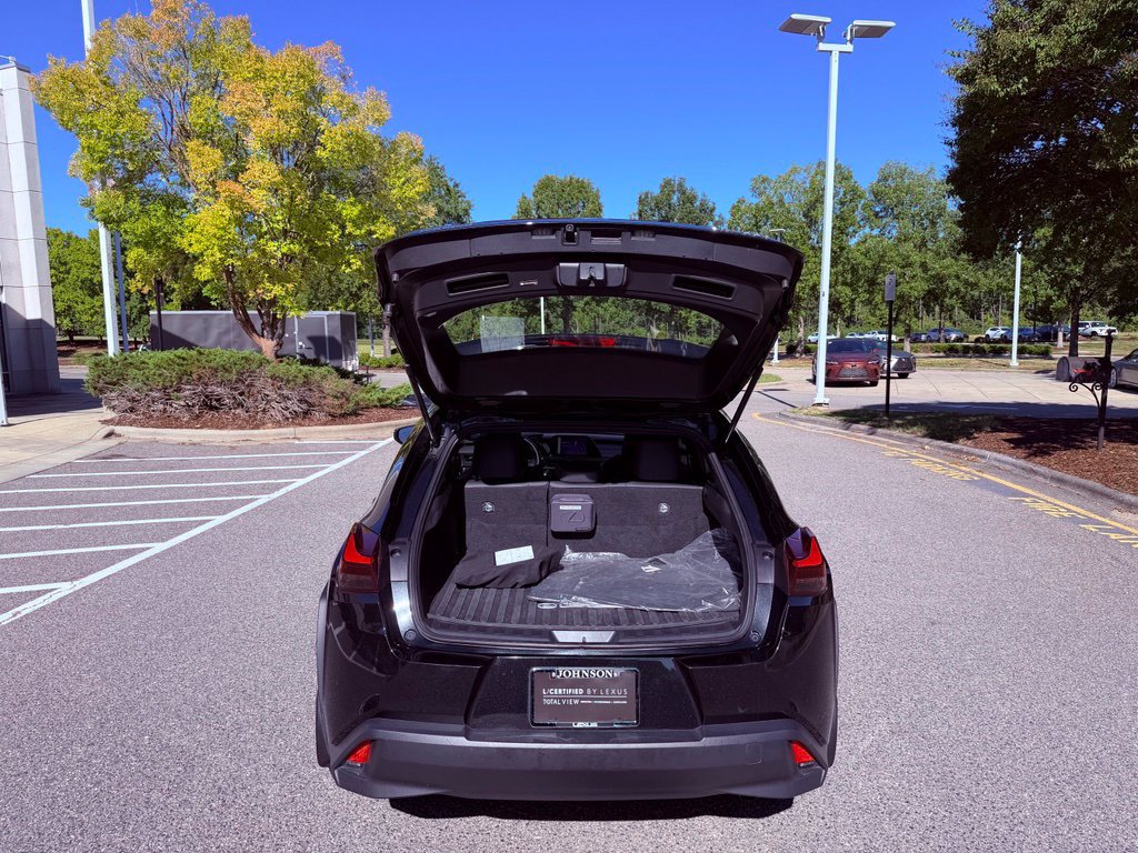 Certified 2025 Lexus UX 300h FWD w/ Accessory Package (Z1) image 15