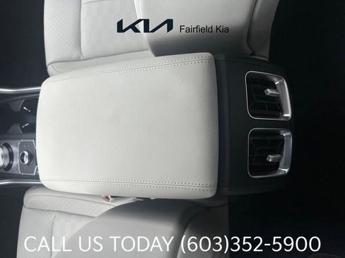 New 2025 Kia Sorento EX AWD/4WD image 21