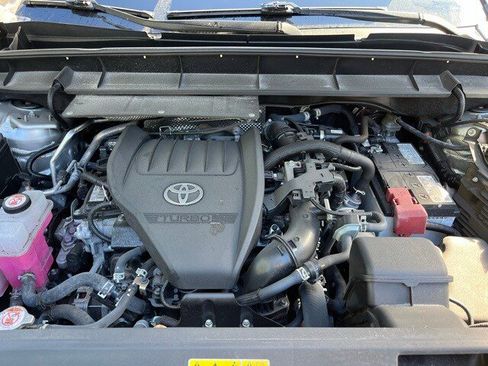Used 2023 Toyota Highlander Limited image 5