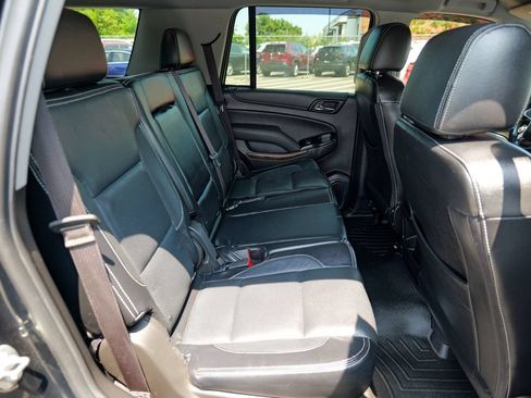Used 2019 Chevrolet Tahoe LS w/ Enhanced Driver Alert Package AWD/4WD image 31