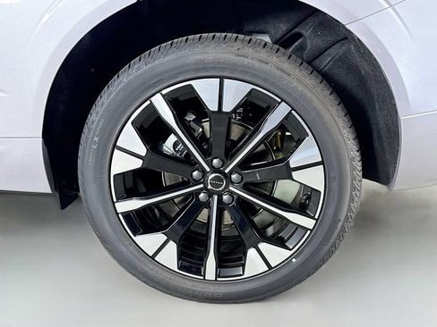 Certified 2026 Volvo XC60 B5 Plus w/ Climate Package PRO AWD/4WD image 31