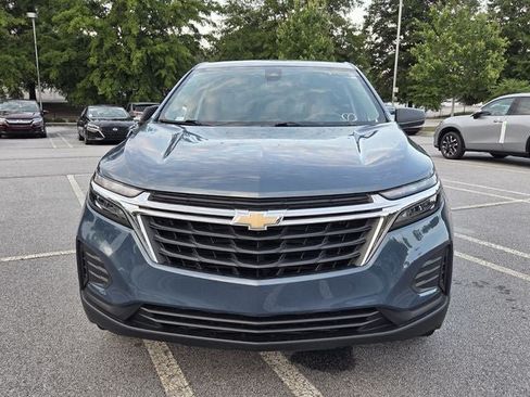 Used 2024 Chevrolet Equinox LS w/ Driver Confidence II Package FWD image 3