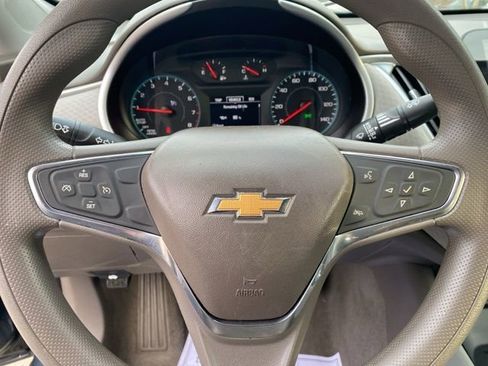 Used 2020 Chevrolet Malibu LS image 9