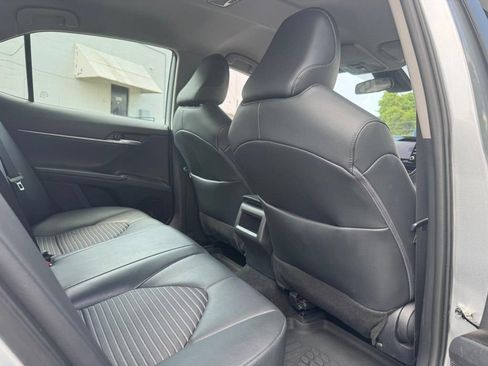Used 2023 Toyota Camry SE FWD image 14