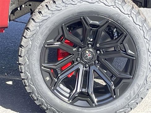 New 2025 Ford F150 Lariat w/ Equipment Group 501A Mid image 38