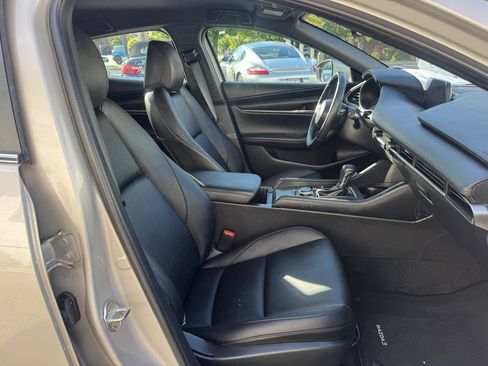 Used 2023 MAZDA MAZDA3 s FWD image 29