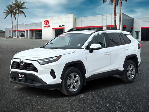 Used 2024 Toyota RAV4 XLE w/ Convenience Package image 6