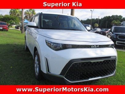 New 2025 Kia Soul LX w/ LX Technology Package