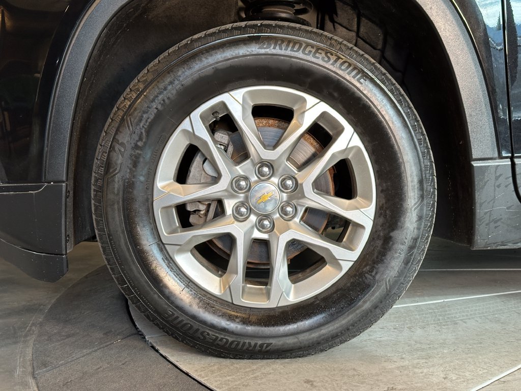 Used 2020 Chevrolet Traverse LS AWD/4WD image 26