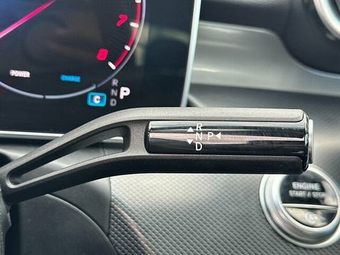Used 2025 Mercedes-Benz C 300 Sedan image 26
