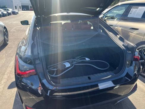 Used 2023 BMW i4 eDrive40 RWD image 8