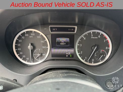 Used 2017 INFINITI QX30 Premium w/ Navigation Package image 18