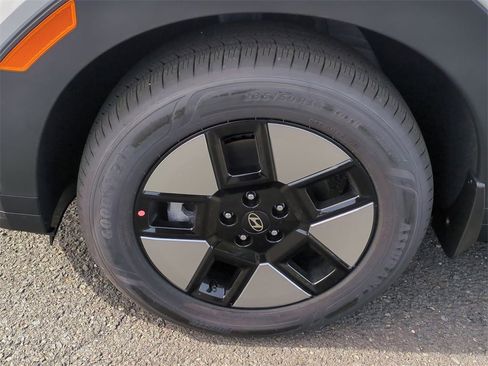 New 2026 Hyundai Santa Fe SE image 9