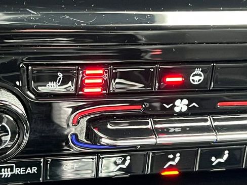 Certified 2023 Jeep Grand Cherokee L Laredo image 28