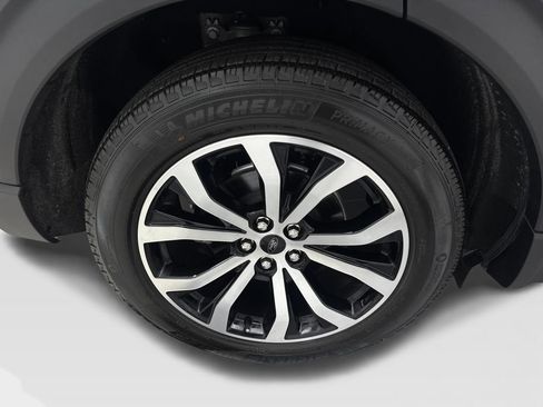 Used 2025 Ford Explorer ST-Line w/ Premium Package RWD image 86