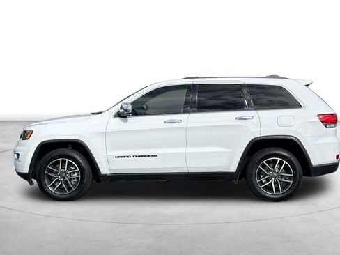 Used 2021 Jeep Grand Cherokee Limited w/ Luxury Group II image 3