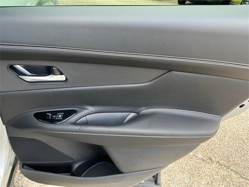 New 2025 Nissan Murano SL image 19